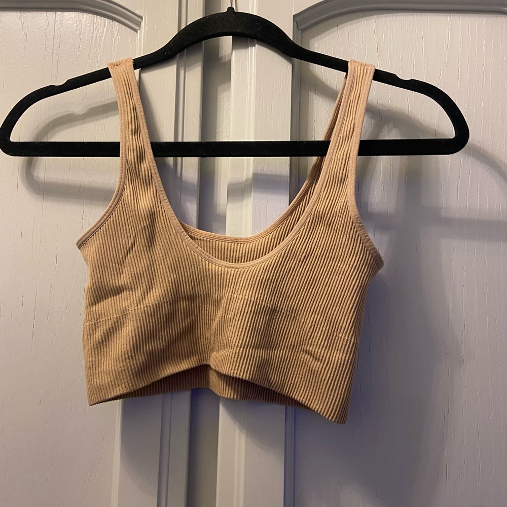 GAP Tan Ribbed Tank Top - Picture 2 of 3